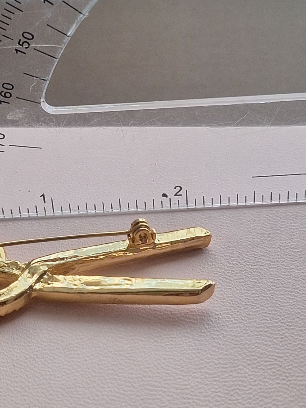 2" Vintage Gold Scissor Brooch with Clear Rhinestones Round Baguette - Picture 10 of 10